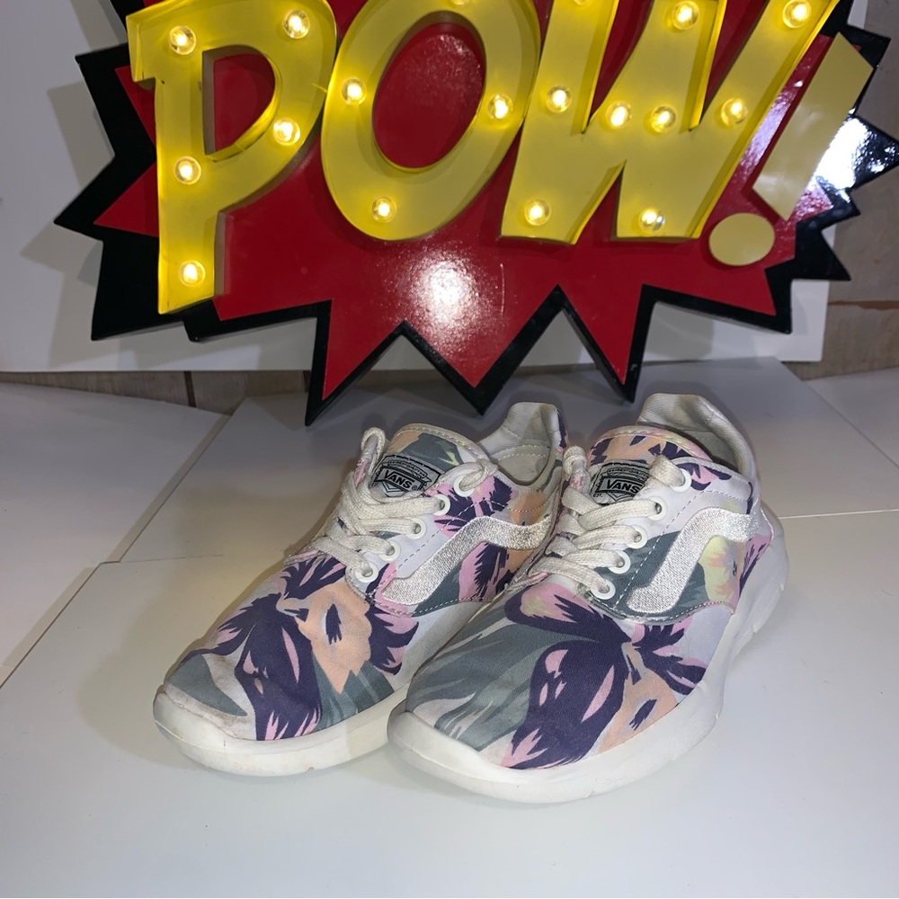 VANS ISO 1.5 Flora Pattern Skate Shoes Women's Size 5; Used- Great Condition